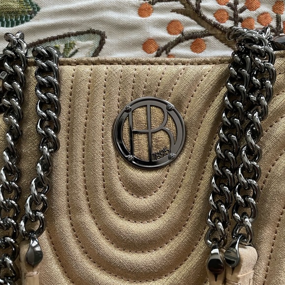 Henri Bendel 712 Gold Chain Link bag - Picture 3 of 10